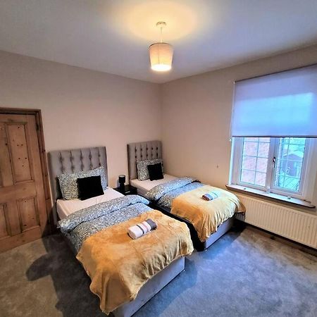 Nice 4-Bedroom Vacation Home With Indoor Fireplace Wellington  Exterior photo